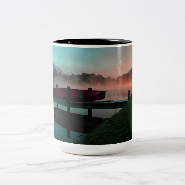 Caneca De Café Em Dois Tons Canoa Vibrante no Lago Junaluska (Centro)