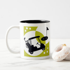 Caneca De Café Em Dois Tons Carrinho de golfe, clubes e verdes