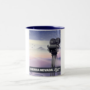Caneca De Café Em Dois Tons Cartaz de viagem da Sierra Nevada