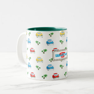 Caneca De Café Em Dois Tons Cartoon de carros vermelho, azul e amarelo