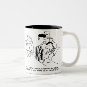 Caneca De Café Em Dois Tons Cartoons de Dois Jovens Médicos