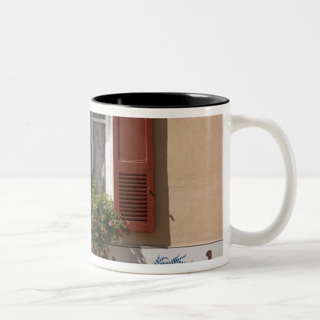 Caneca De Café Em Dois Tons Casa da Lavanda, Place du Couwert, (Direita)