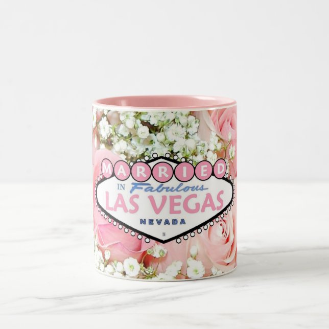 Caneca De Café Em Dois Tons CASADO Em Fabulosa Las Vegas - Dois Tons Mug (Centro)