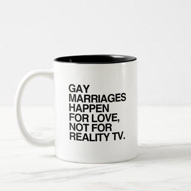 CANECA DE CAFÉ EM DOIS TONS CASAMENTO GAY ACONTECEM POR AMOR (Esquerda)
