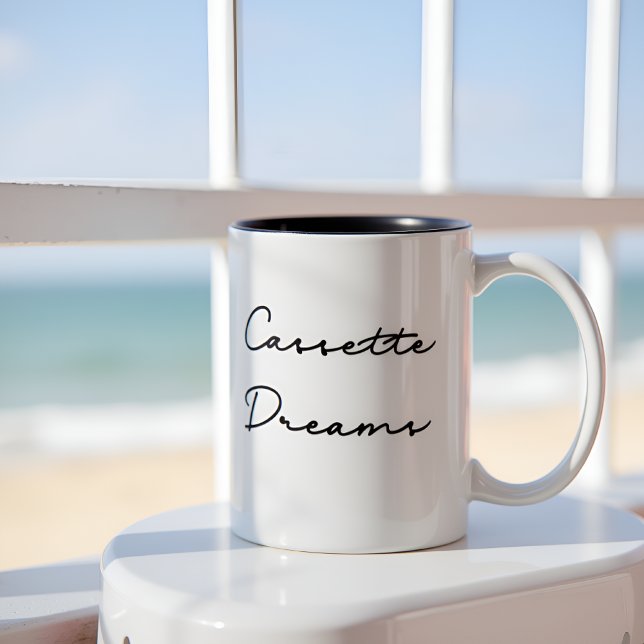 Caneca De Café Em Dois Tons Cassette Dreams Retro (Criador carregado)