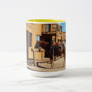 Caneca De Café Em Dois Tons Cavalo no oeste selvagem, EUA