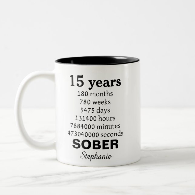 Caneca De Café Em Dois Tons Celebração Personalizada de 15 Anos de Recuperação (Esquerda)