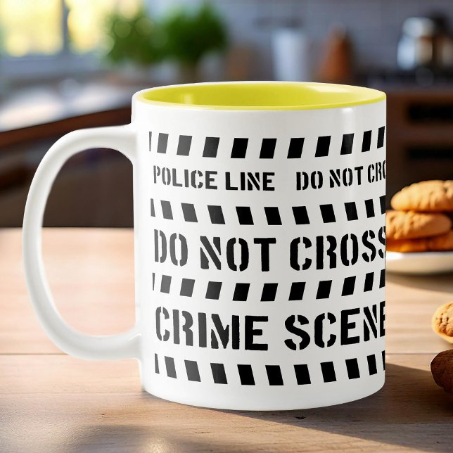 Caneca De Café Em Dois Tons Cena de crime policial em preto e branco  (Criador carregado)