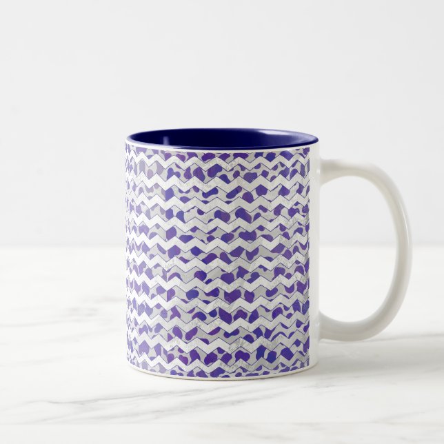 Caneca De Café Em Dois Tons Cevron Dalmaciano Roxo e Branco (Direita)