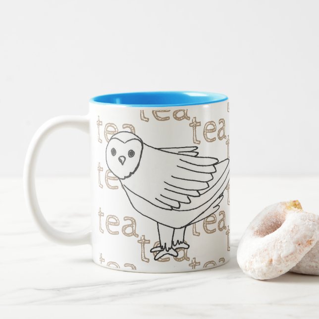 Caneca De Café Em Dois Tons Chá-Café Snowy-Owl desenhado à mão (Com Donut)