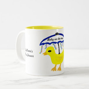 Caneca De Café Em Dois Tons Chá de fraldas Amarelo Ducky Favorece Mug