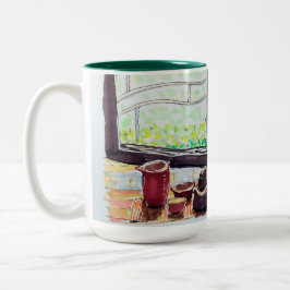 Caneca De Café Em Dois Tons Chá e Flores na Janela