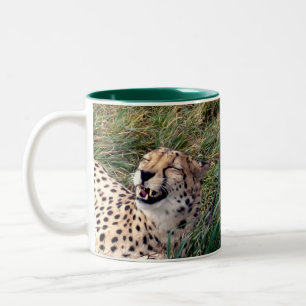 Caneca De Café Em Dois Tons Cheetah Com Um Grin No Rosto,