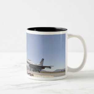 Caneca De Café Em Dois Tons Chefe da tripulação da Força Aérea dos EUA