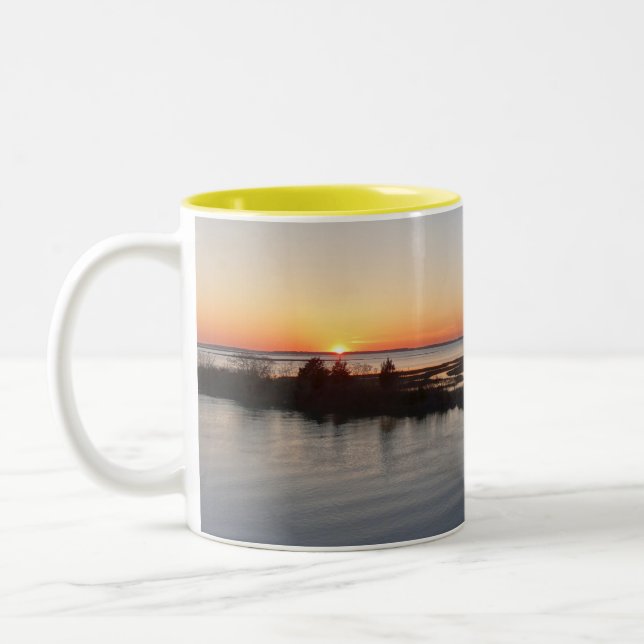 Caneca De Café Em Dois Tons Chincoteague Sunset I Virginia Landscape (Esquerda)