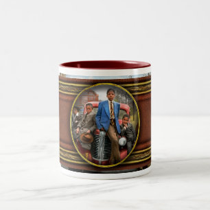 Caneca De Café Em Dois Tons Cidade - Chicago, IL - Eu e os rapazes 1941