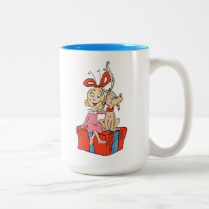 Caneca De Café Em Dois Tons Cindy Lou Who e Max em um Presente