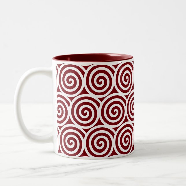 Caneca De Café Em Dois Tons Círculos Espirais Giratórios em Marrom e Branco (Esquerda)
