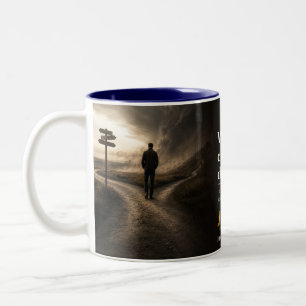 Caneca De Café Em Dois Tons Citação de Livro Decida Conscientemente