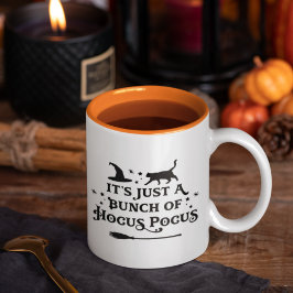 Caneca De Café Em Dois Tons Citação do Dia das Bruxas Preto do Pocus