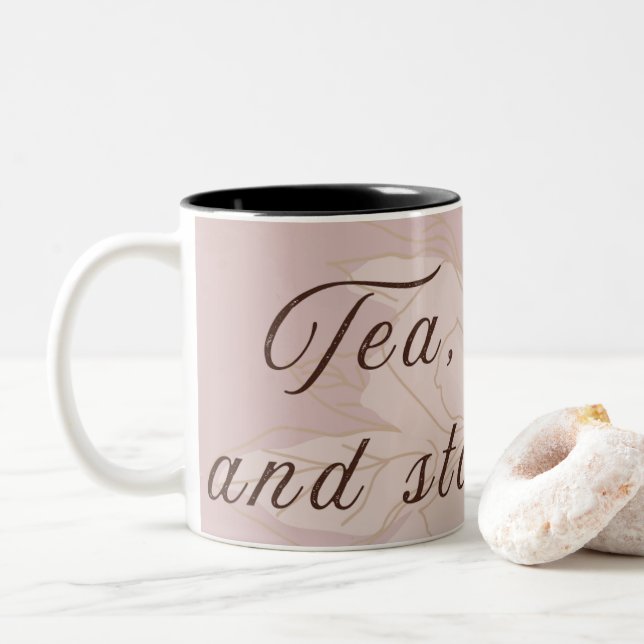 Caneca De Café Em Dois Tons Classic Mug -  Regency Inspired Minimal Aesthetic (Com Donut)