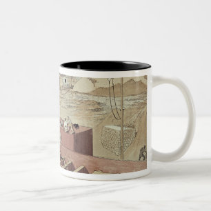 Caneca De Café Em Dois Tons Colocando as fundações para a torre Eiffel
