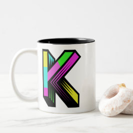 Caneca De Café Em Dois Tons Coloração moderna, K Mug inicial