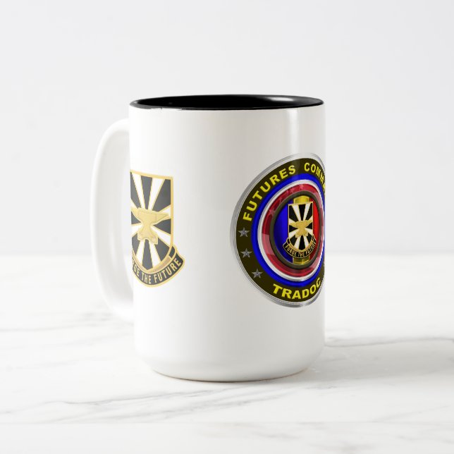 Caneca De Café Em Dois Tons Comando Futuros TRADOC (Frente Esquerda)