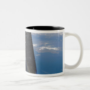Caneca De Café Em Dois Tons Conceito artístico de NanoSail-D no espaço