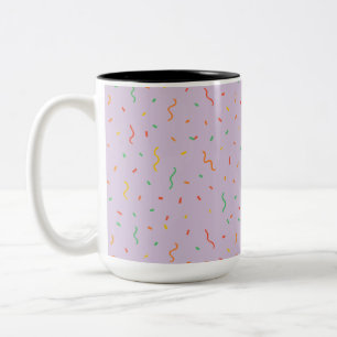 Caneca De Café Em Dois Tons Confetes Comemorativos