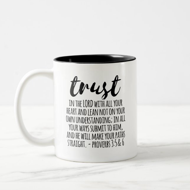 Caneca De Café Em Dois Tons Confiança no Lorde Proverbs 3:5-6 (Esquerda)