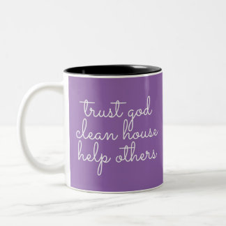 Caneca De Café Em Dois Tons Confie em Deus, a Casa Limpa ajude outros - 12 deg