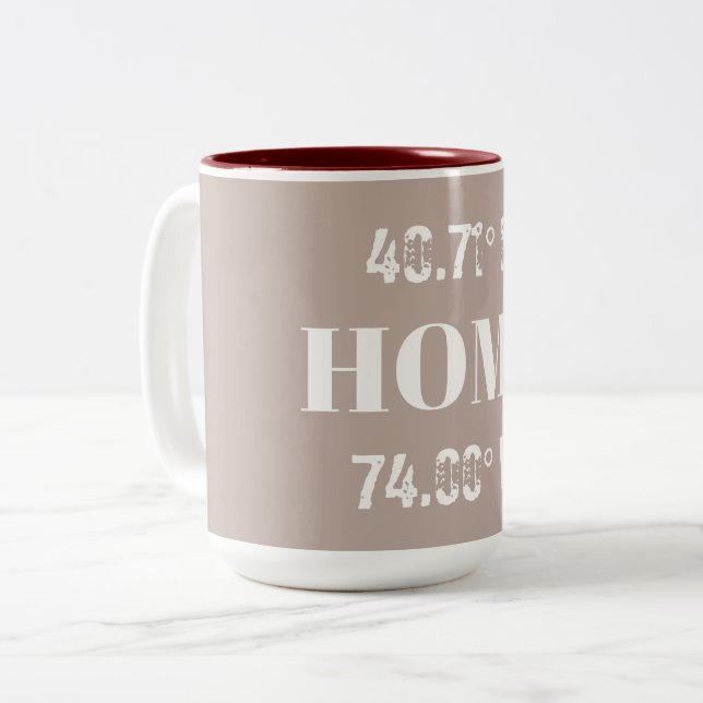 Caneca De Café Em Dois Tons Coordenadas Domésticas Personalizadas (Frente Esquerda)