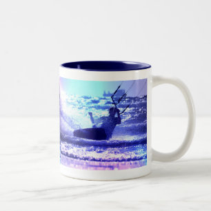 Caneca De Café Em Dois Tons Copo de café surfando do papagaio