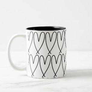 Caneca De Café Em Dois Tons Corações Bonitos e Caprichosos em Preto e Branco