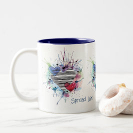 Caneca De Café Em Dois Tons Corações E Lavações Em Aquarela