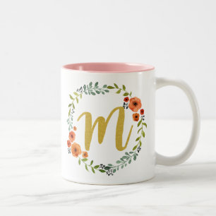 Caneca De Café Em Dois Tons Coroa de Flores Botânicas com Monograma Inicial Do
