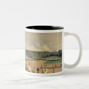 Caneca De Café Em Dois Tons Corteje o banquete nos jardins do palácio de
