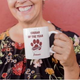 Caneca De Café Em Dois Tons Cougar do Ano Maroon Engraçado