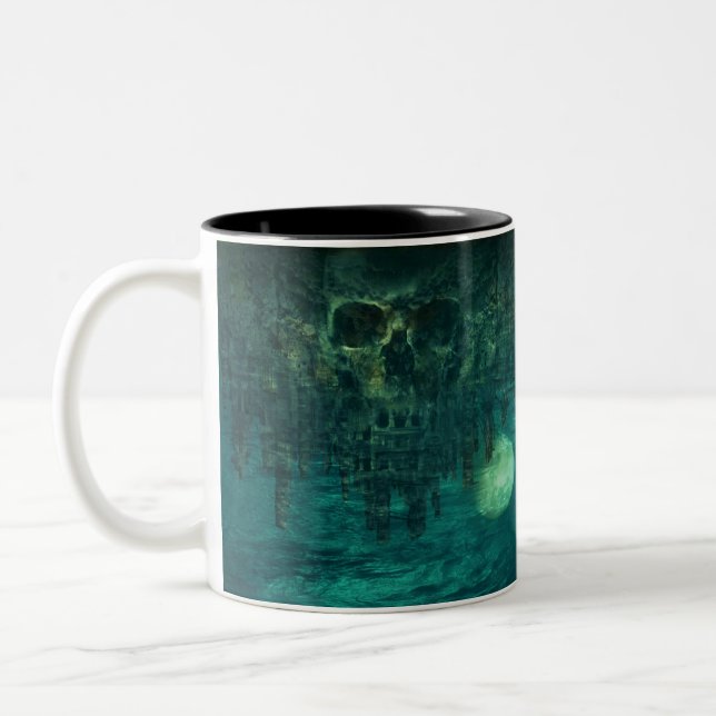 Caneca De Café Em Dois Tons Crânio na sepultura aquosa (Esquerda)