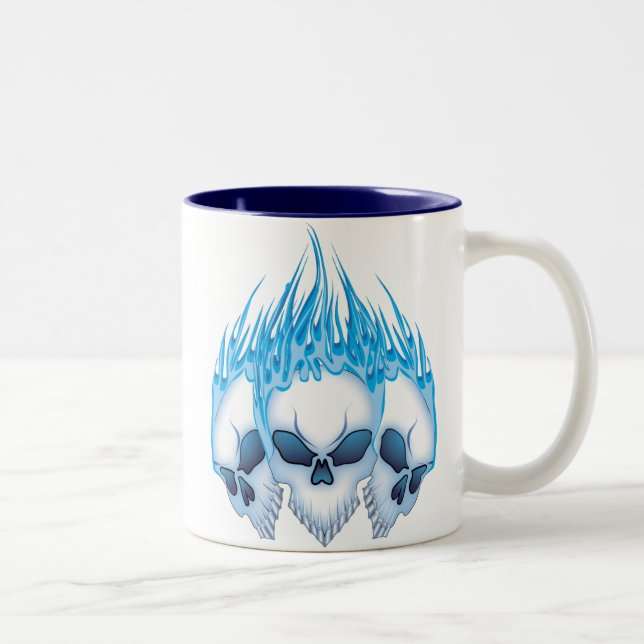 Caneca De Café Em Dois Tons Crânios azuis flamejantes (Direita)