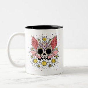Caneca De Café Em Dois Tons Daisies & Bat Skull de abril