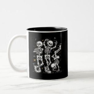 Caneca De Café Em Dois Tons Dançando esqueletos dança desafio Halloween