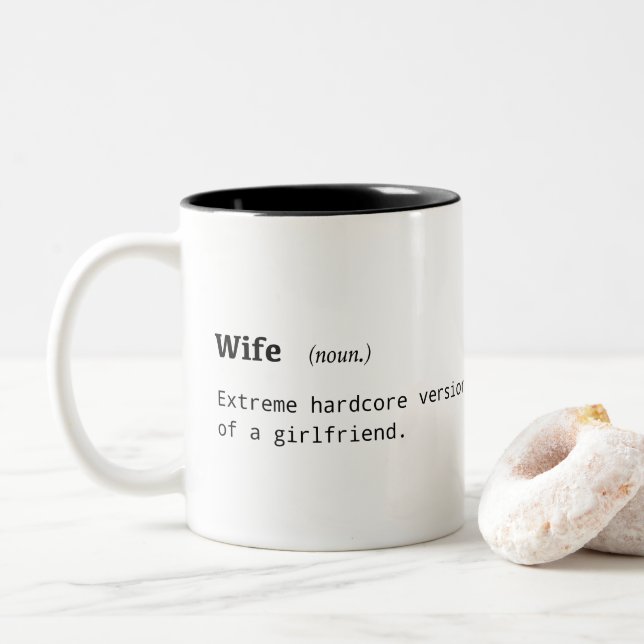 Caneca De Café Em Dois Tons Definição engraçada da esposa (Com Donut)