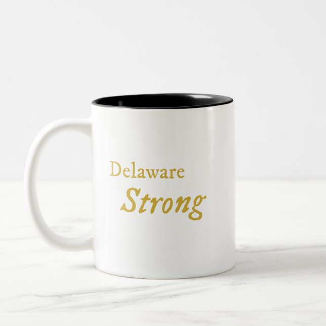 Caneca De Café Em Dois Tons Delaware Strong Coffee Mug (Esquerda)
