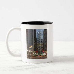 Caneca De Café Em Dois Tons Denver, Colorado - uma cidade alta da milha