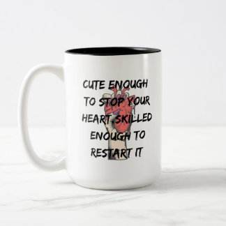 Caneca De Café Em Dois Tons Design de Citação de Enfermeira Engraçada