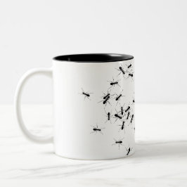 Caneca De Café Em Dois Tons Design de Insetos de brincadeira. Formigas