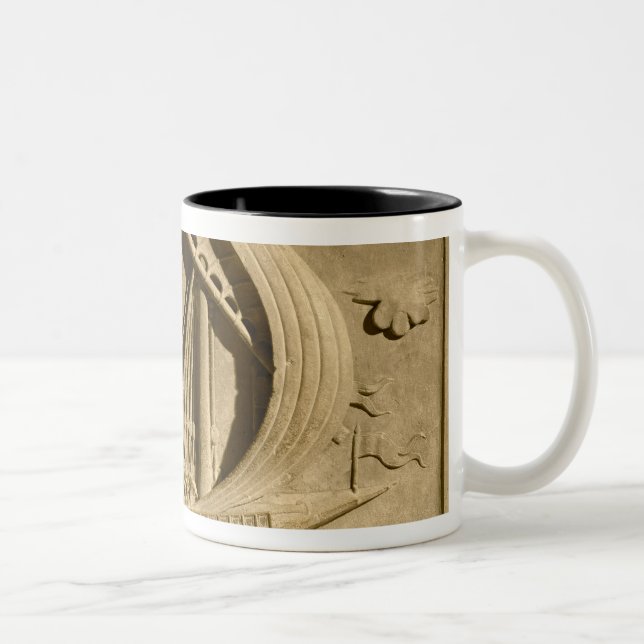 Caneca De Café Em Dois Tons Detalhe de um navio de guerra Venetian (Direita)