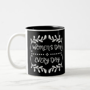 Caneca De Café Em Dois Tons Dia das Mulheres